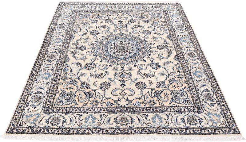 perserteppich-nain-190-x-242-cm-schurwolle-und-seide-handgeknupft-11.jpg Nain Perserteppich 190 × 242 cm, Schurwolle und Seide, handgeknüpft