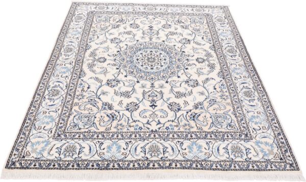 perserteppich-nain-190-x-242-cm-schurwolle-und-seide-handgeknupft-14.jpg Nain Perserteppich 190 × 242 cm, Schurwolle und Seide, handgeknüpft