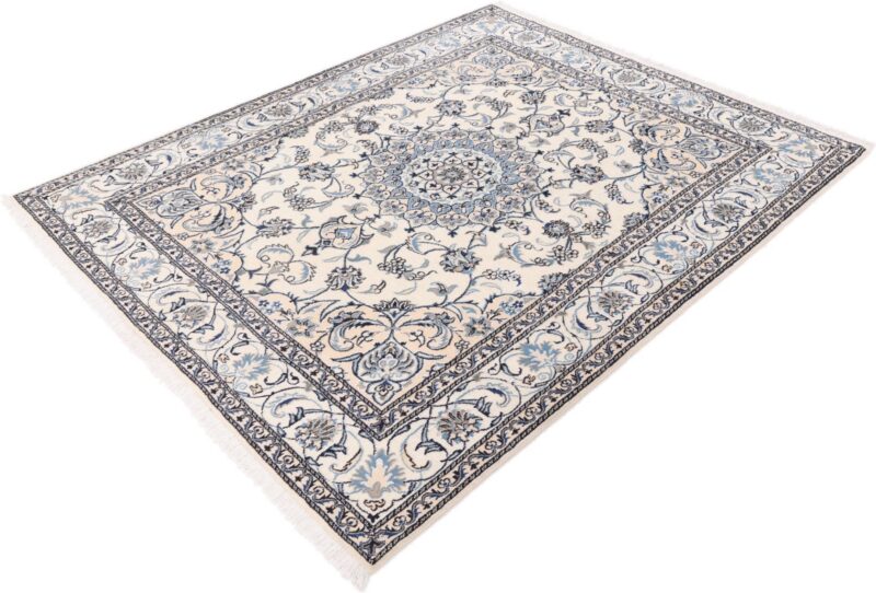 perserteppich-nain-190-x-242-cm-schurwolle-und-seide-handgeknupft-17.jpg Nain Perserteppich 190 × 242 cm, Schurwolle und Seide, handgeknüpft