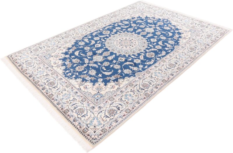 Nain Perserteppich 202 × 304 cm, Schurwolle und Seide, handgeknüpft