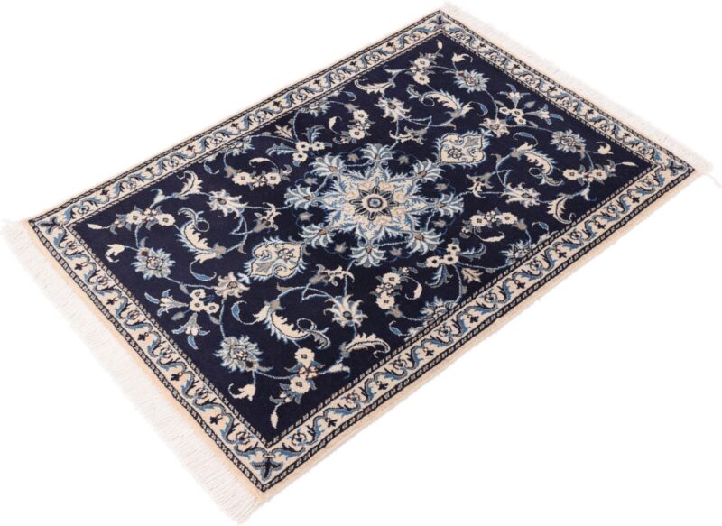 perserteppich-nain-90-x-140-cm-schurwolle-und-seide-handgeknupft-29.jpg Nain Perserteppich 90 × 140 cm, Schurwolle und Seide, handgeknüpft
