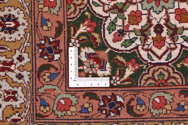 perserteppich-tabriz-297-x-388-cm-schurwolle-seide-handgeknupft-8.jpg Täbriz Perserteppich 297 × 388 cm, Schurwolle-Seide, handgeknüpft